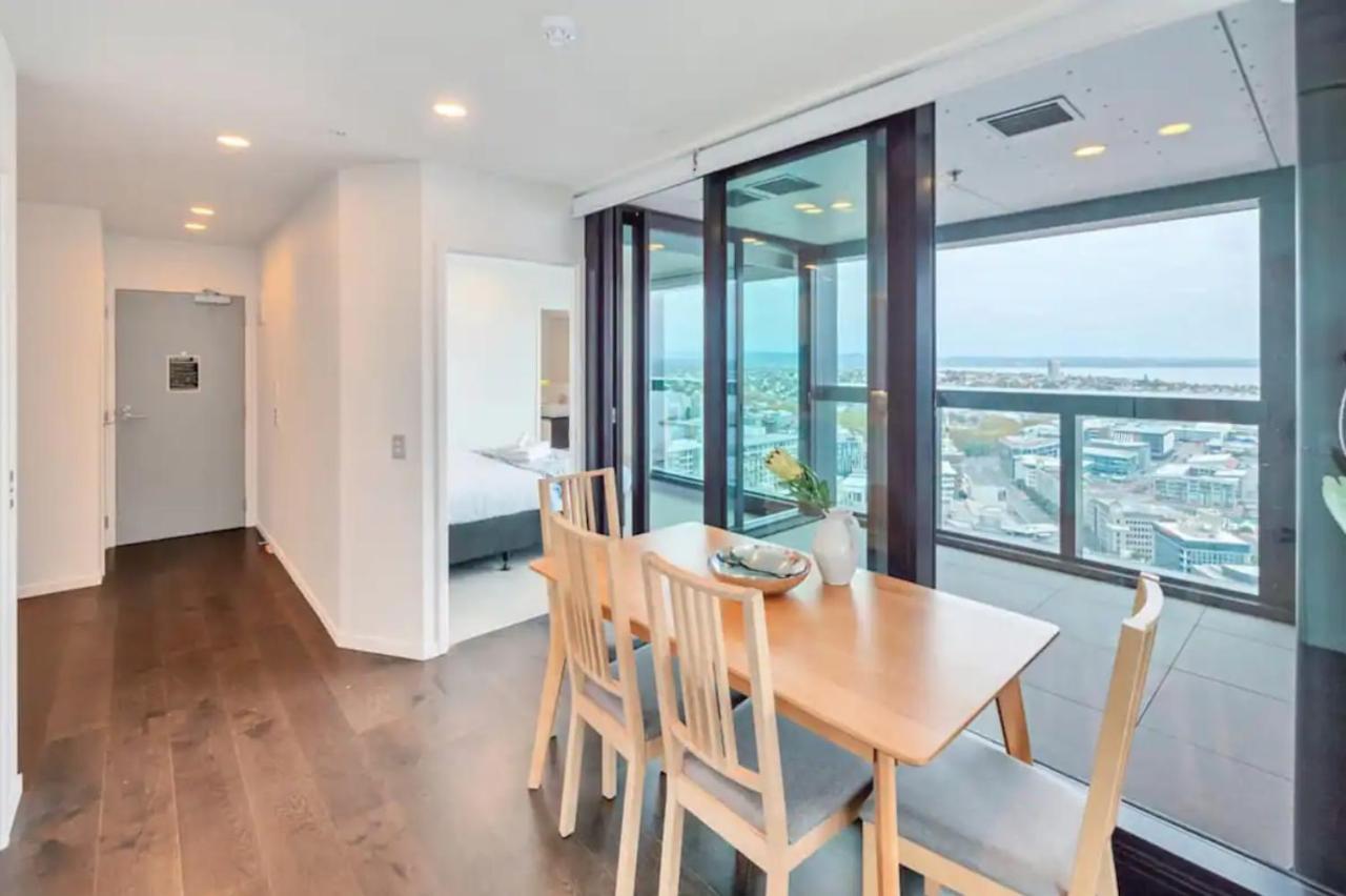 Magnificent Harbour View Skytower View Apartment In Cbd Auckland Exterior foto
